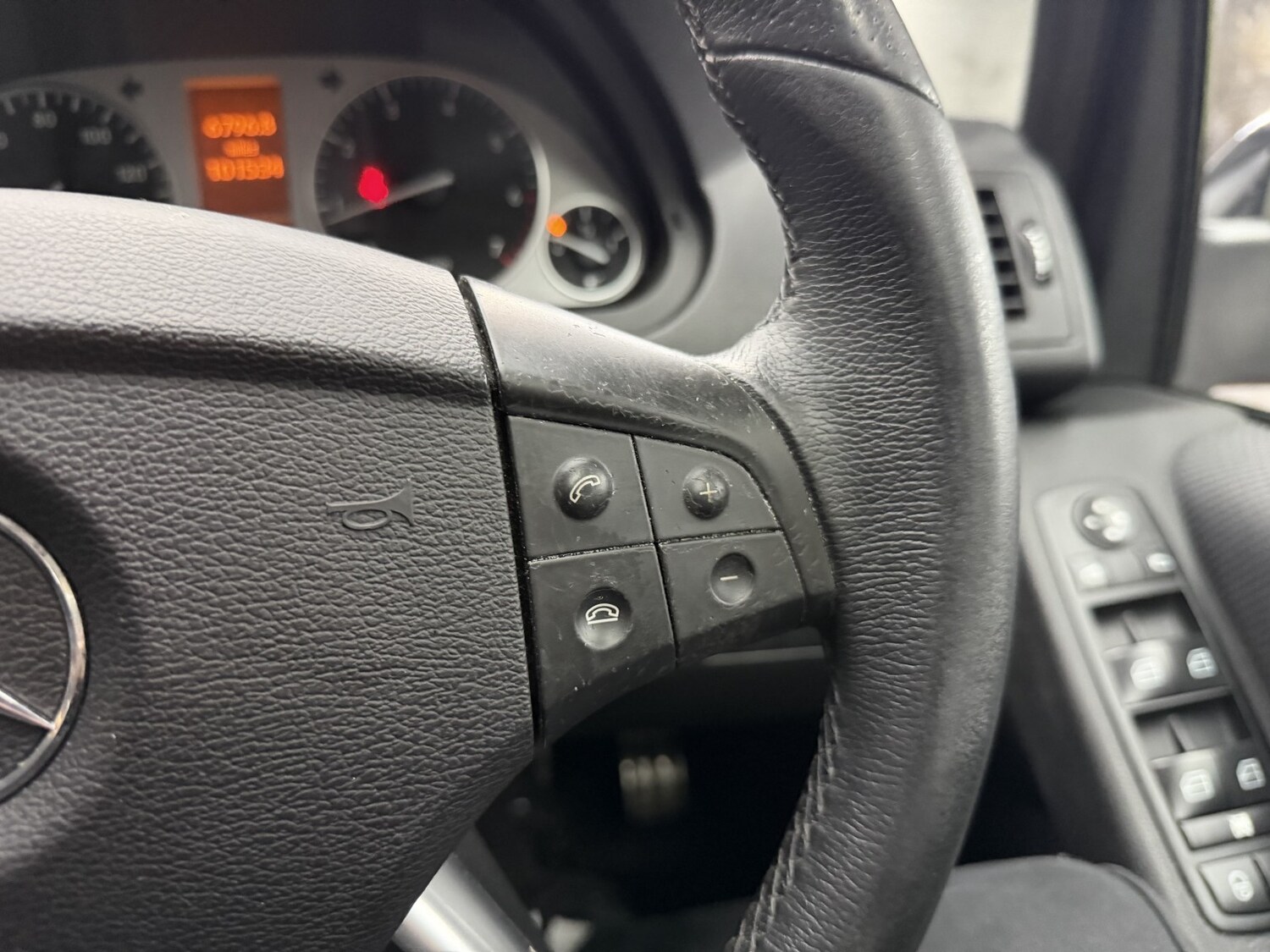 Used Mercedes-Benz B Class 2009 for sale - 77888435: Photo 32