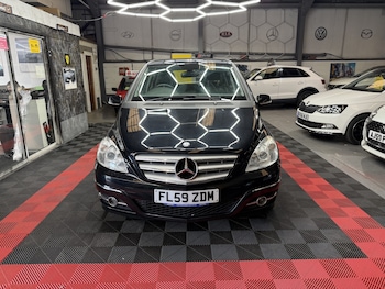 Used Mercedes-Benz B Class 2009 for sale - 77888435: Photo