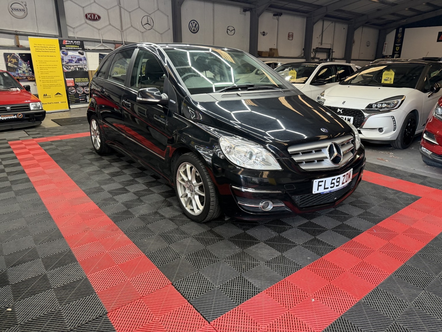 Used Mercedes-Benz B Class 2009 for sale - 77888435: Photo 5