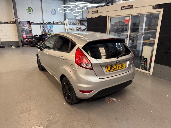 Used Ford Fiesta 2013 for sale - 75504960: Photo 14