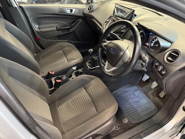 Used Ford Fiesta 2013 for sale - 75504960: Photo 24