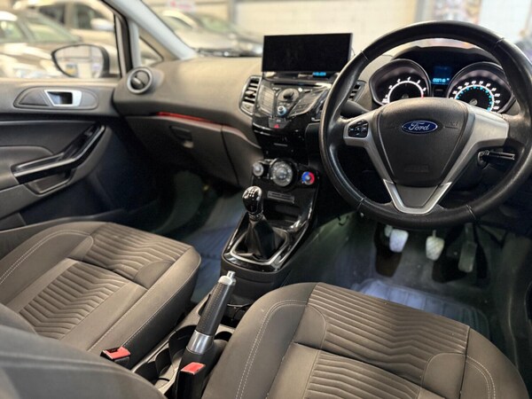 Used Ford Fiesta 2013 for sale - 75504960: Photo 25