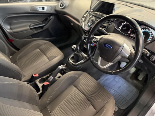 Used Ford Fiesta 2013 for sale - 75504960: Photo 28