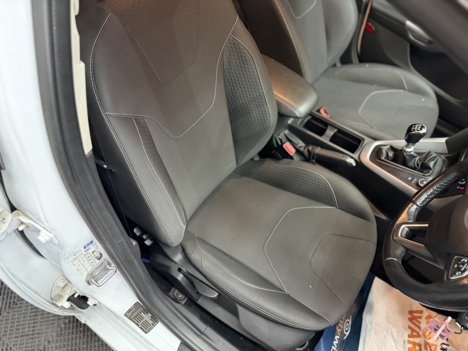 Used Ford Focus 2015 for sale - 77709098: Photo 32