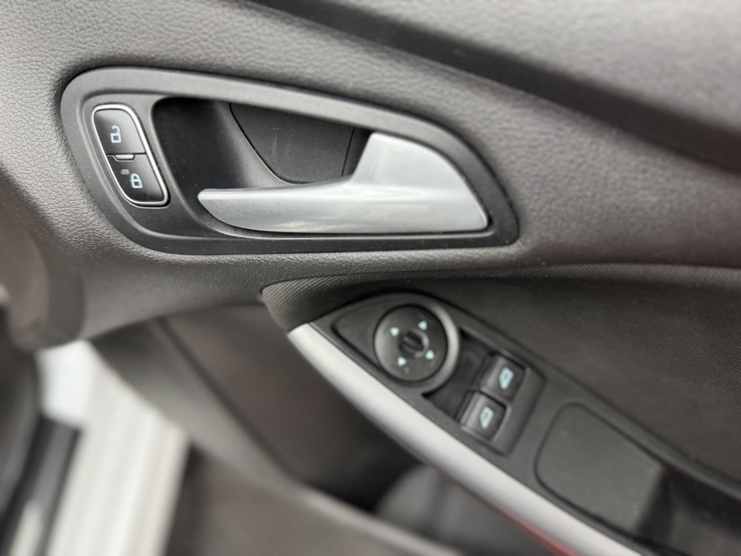 Used Ford Focus 2015 for sale - 77709098: Photo 35