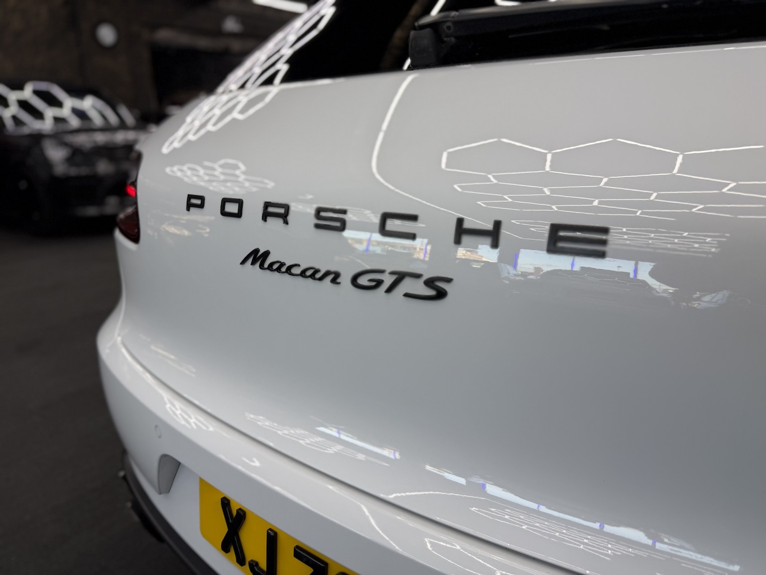 Used Porsche Macan 2018 for sale - 76848734: Photo 14