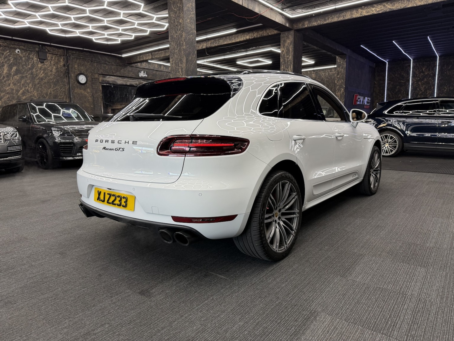 Used Porsche Macan 2018 for sale - 76848734: Photo 15