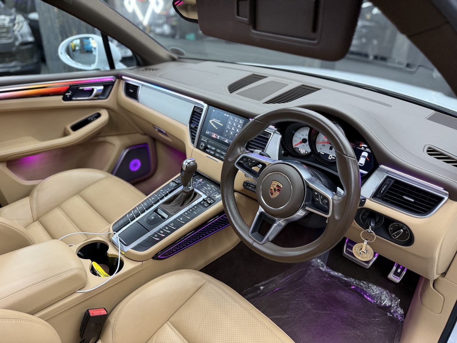 Used Porsche Macan 2018 for sale - 76848734: Photo 19