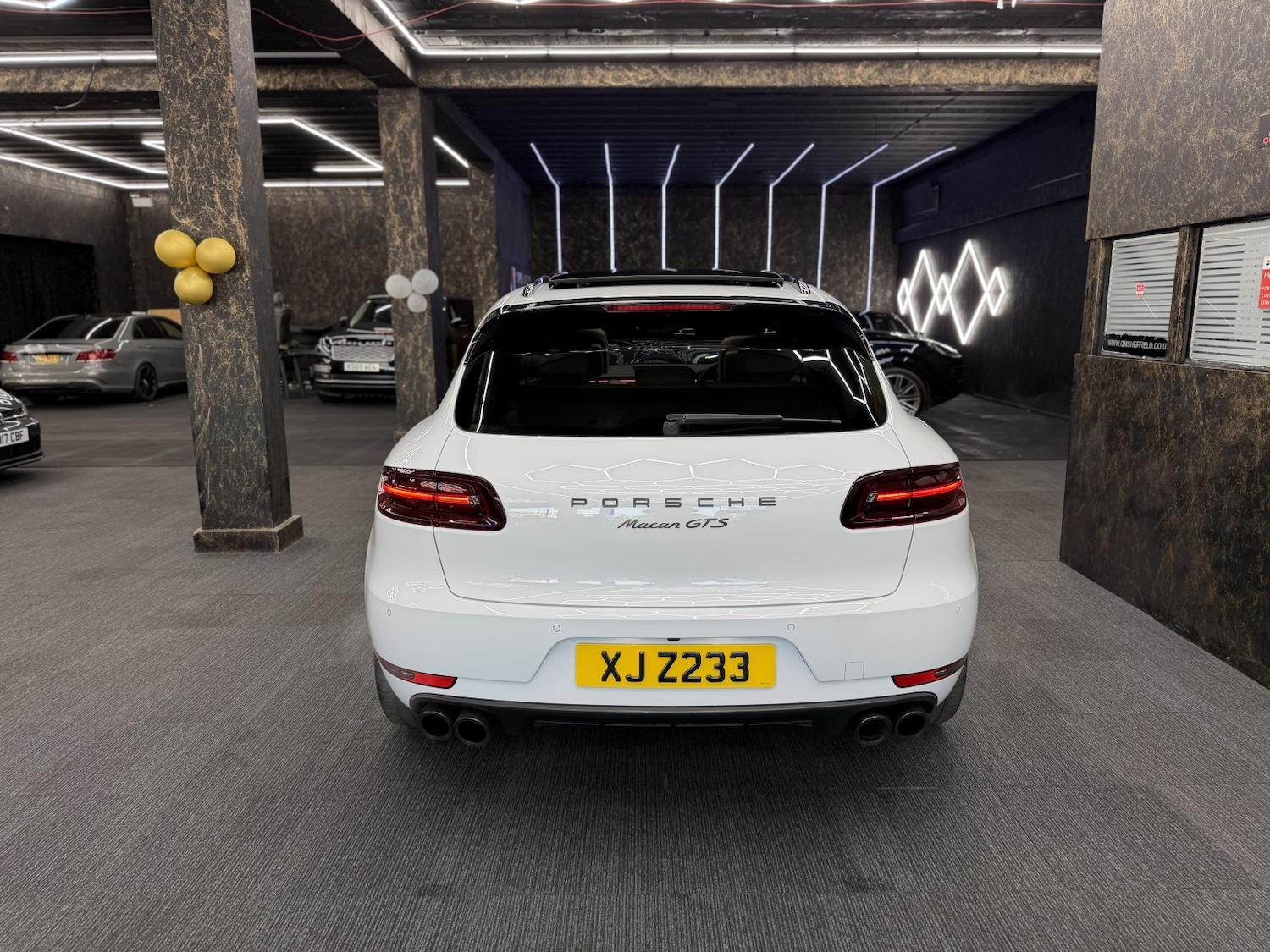 Used Porsche Macan 2018 for sale - 76848734: Photo 28