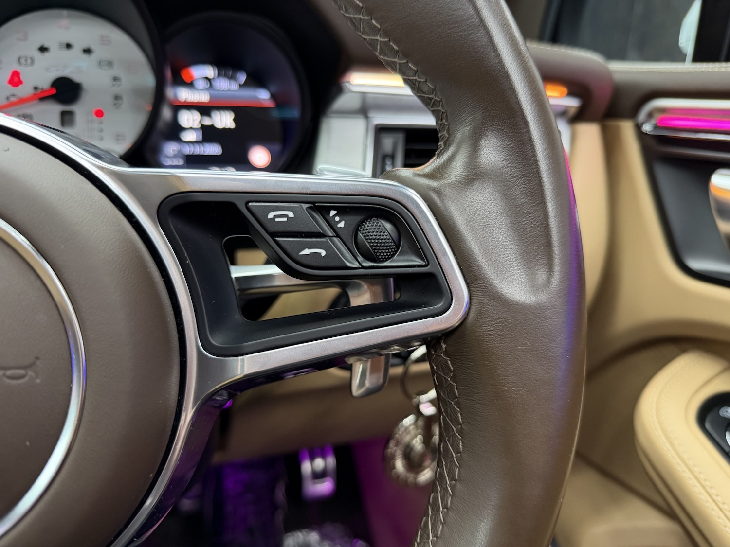 Used Porsche Macan 2018 for sale - 76848734: Photo 52