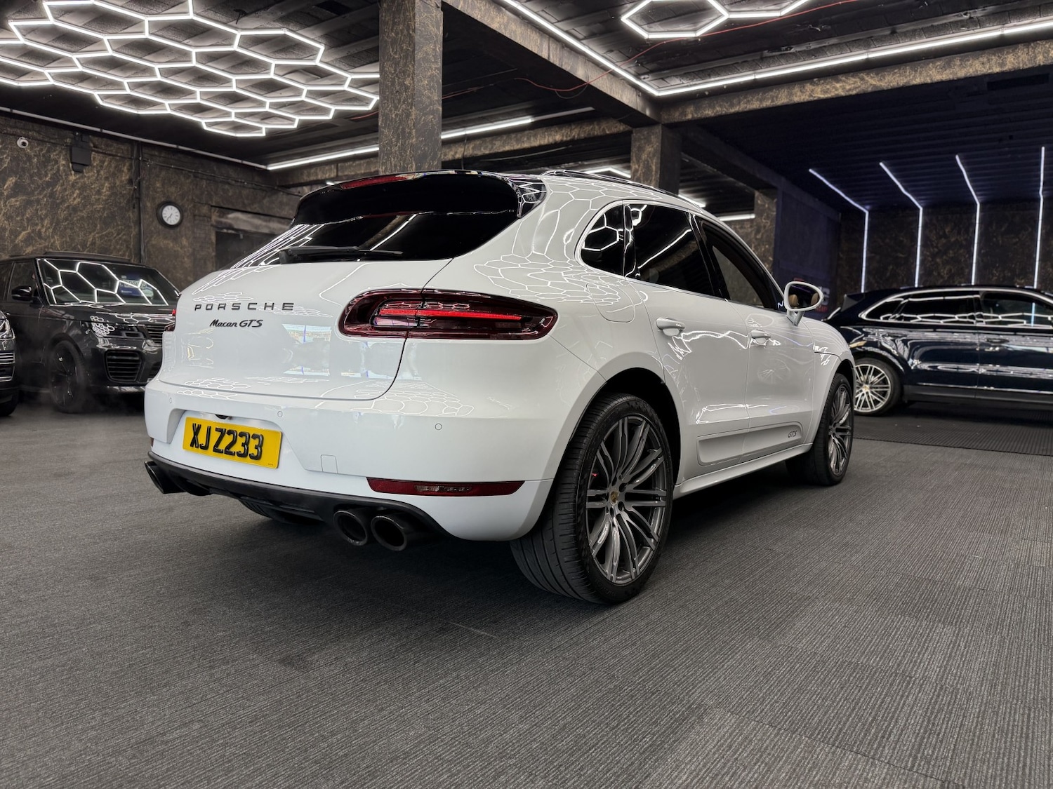 Used Porsche Macan 2018 for sale - 76848734: Photo 58