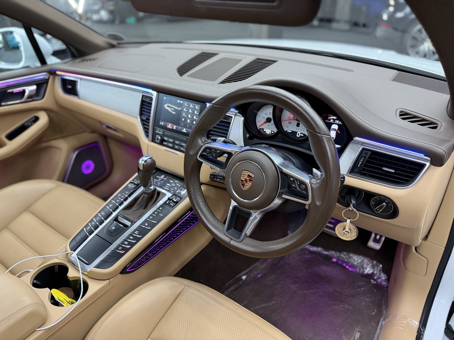 Used Porsche Macan 2018 for sale - 76848734: Photo 66