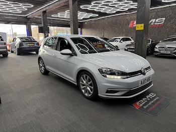 Used Volkswagen Golf 2017 for sale - 79395086: Photo