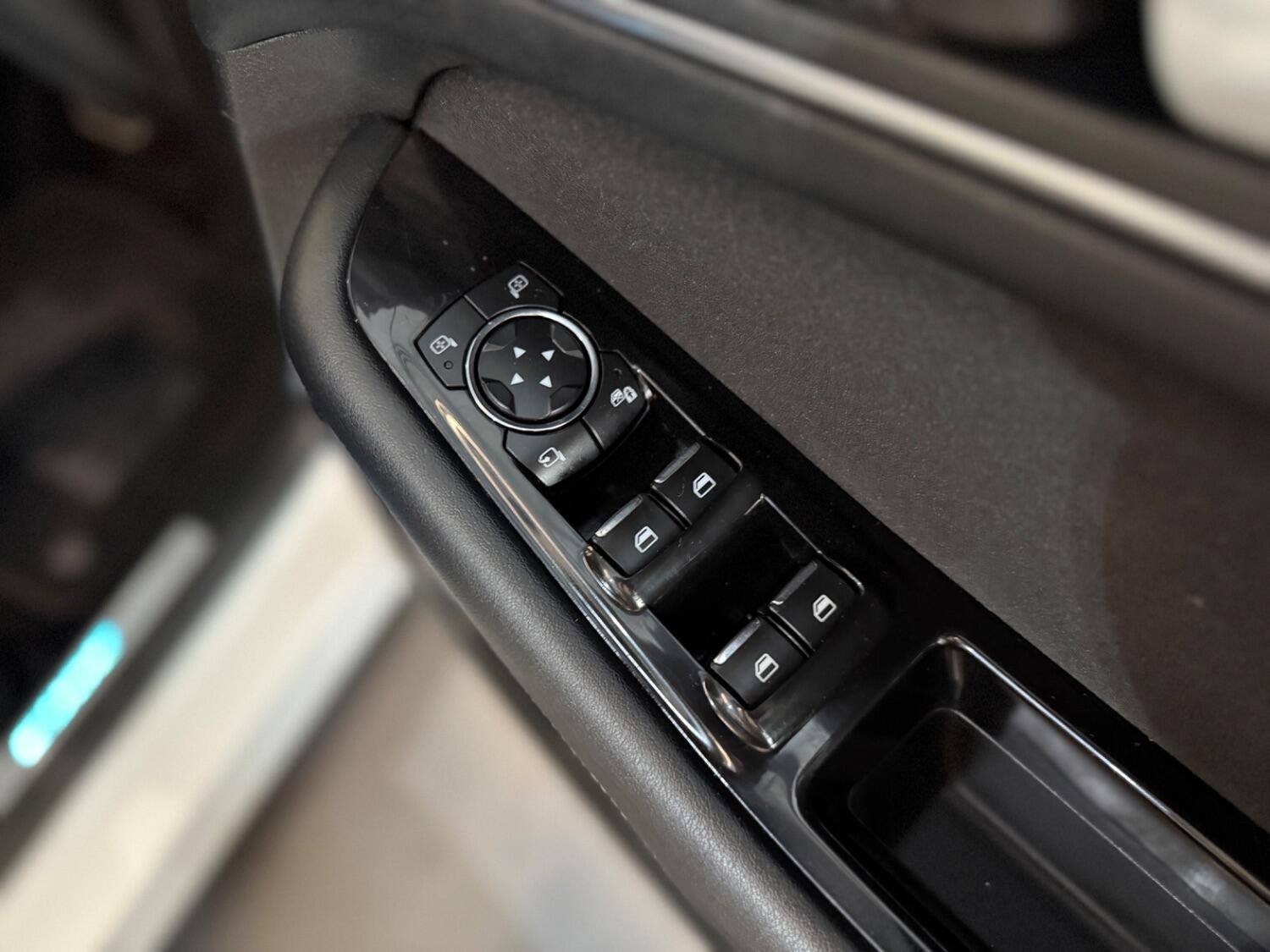 Used Ford Edge 2017 for sale - 76794148: Photo 23