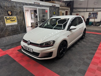 Used Volkswagen Golf 2015 for sale - 75951567: Photo