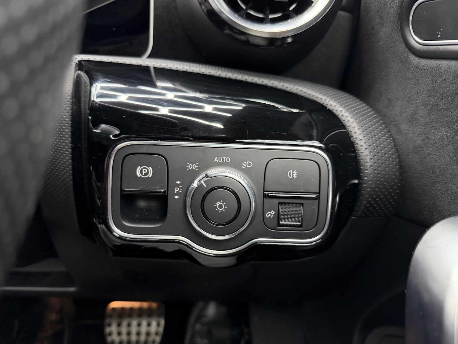 Used Mercedes-Benz A-Class 2020 for sale - 77189298: Photo 46