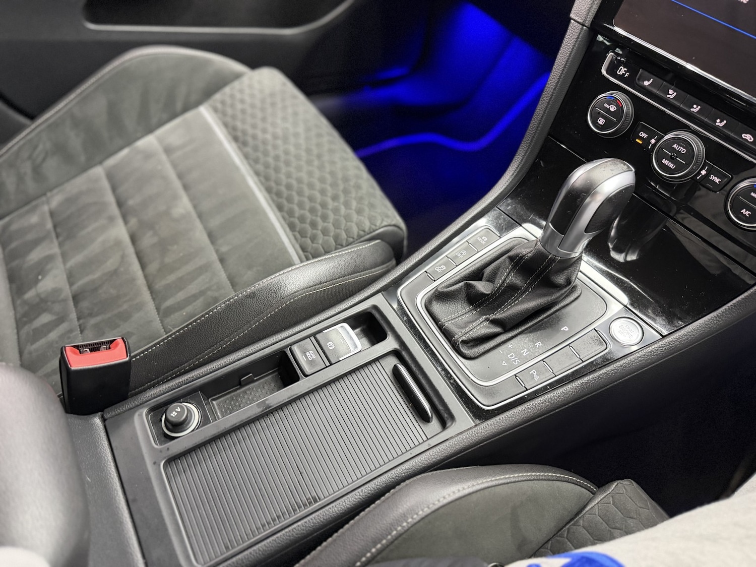 Used Volkswagen Golf 2017 for sale - 77398351: Photo 30