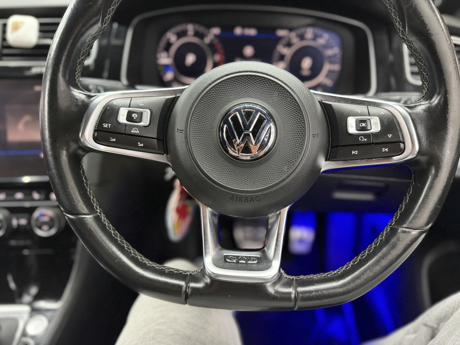 Used Volkswagen Golf 2017 for sale - 77398351: Photo 32