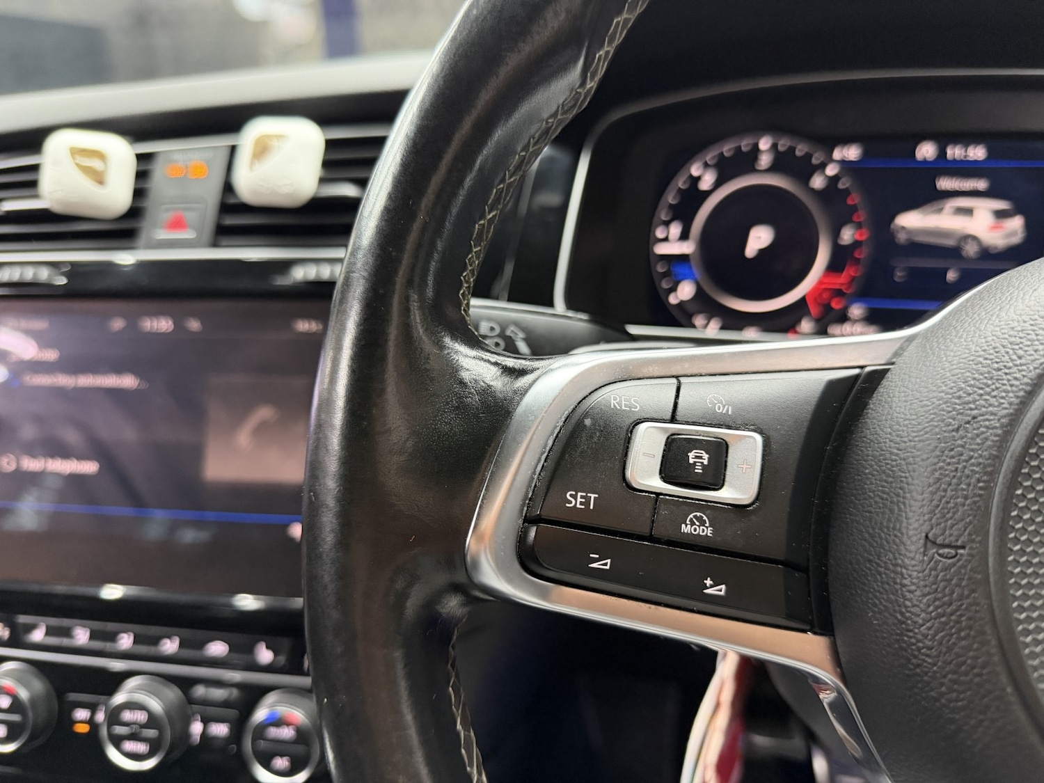 Used Volkswagen Golf 2017 for sale - 77398351: Photo 38