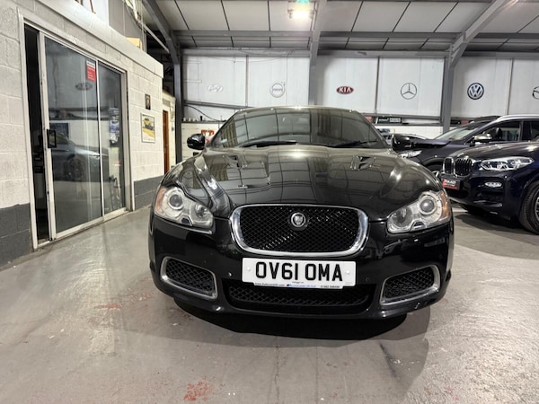 Used Jaguar XF 2011 for sale - 74362343: Photo 2