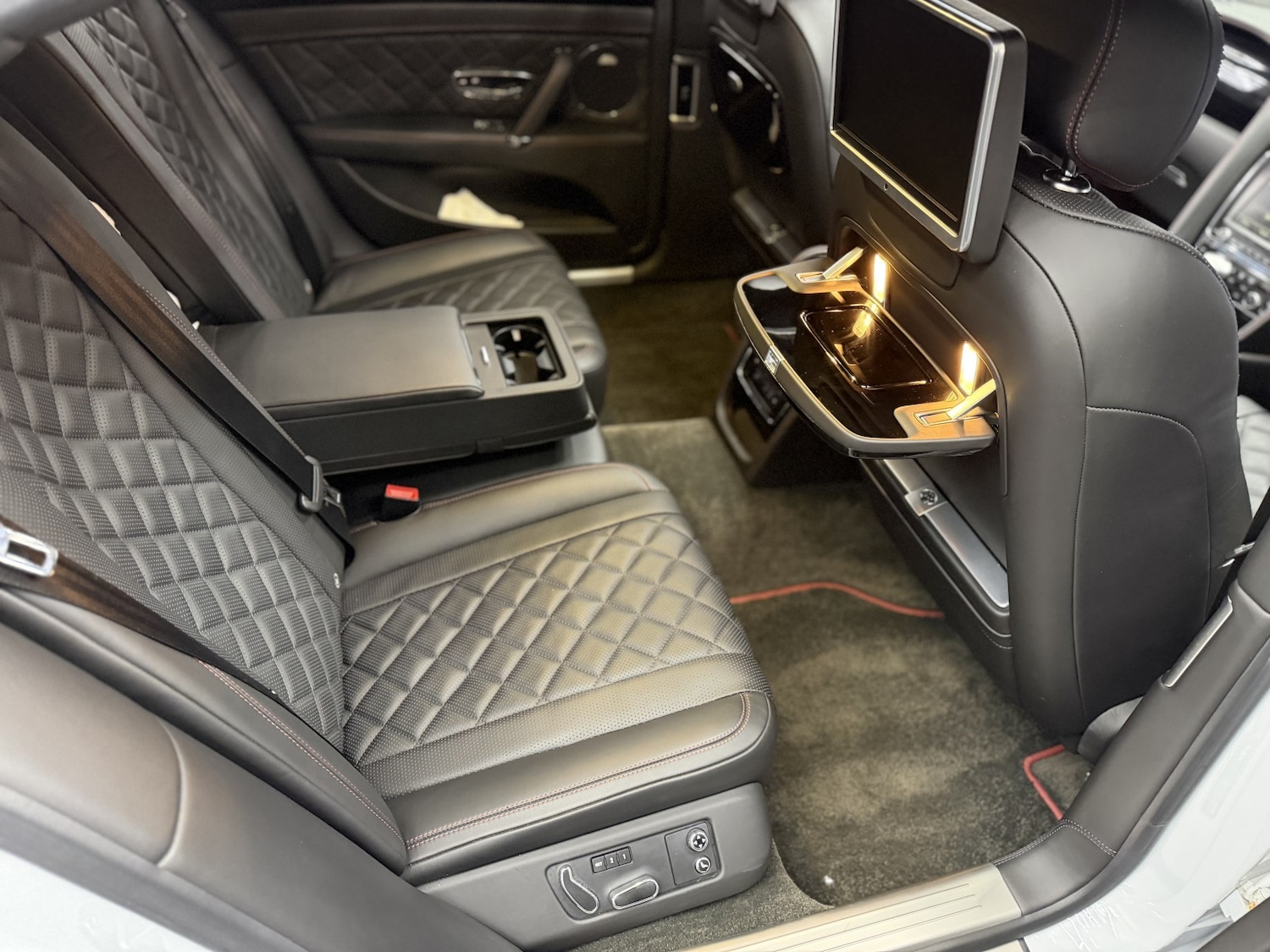 Used Bentley Flying Spur 2016 for sale - 77891650: Photo 26