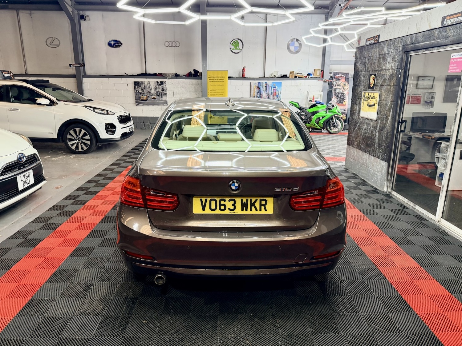 Used BMW 3 Series 2013 for sale - 77729604: Photo 15