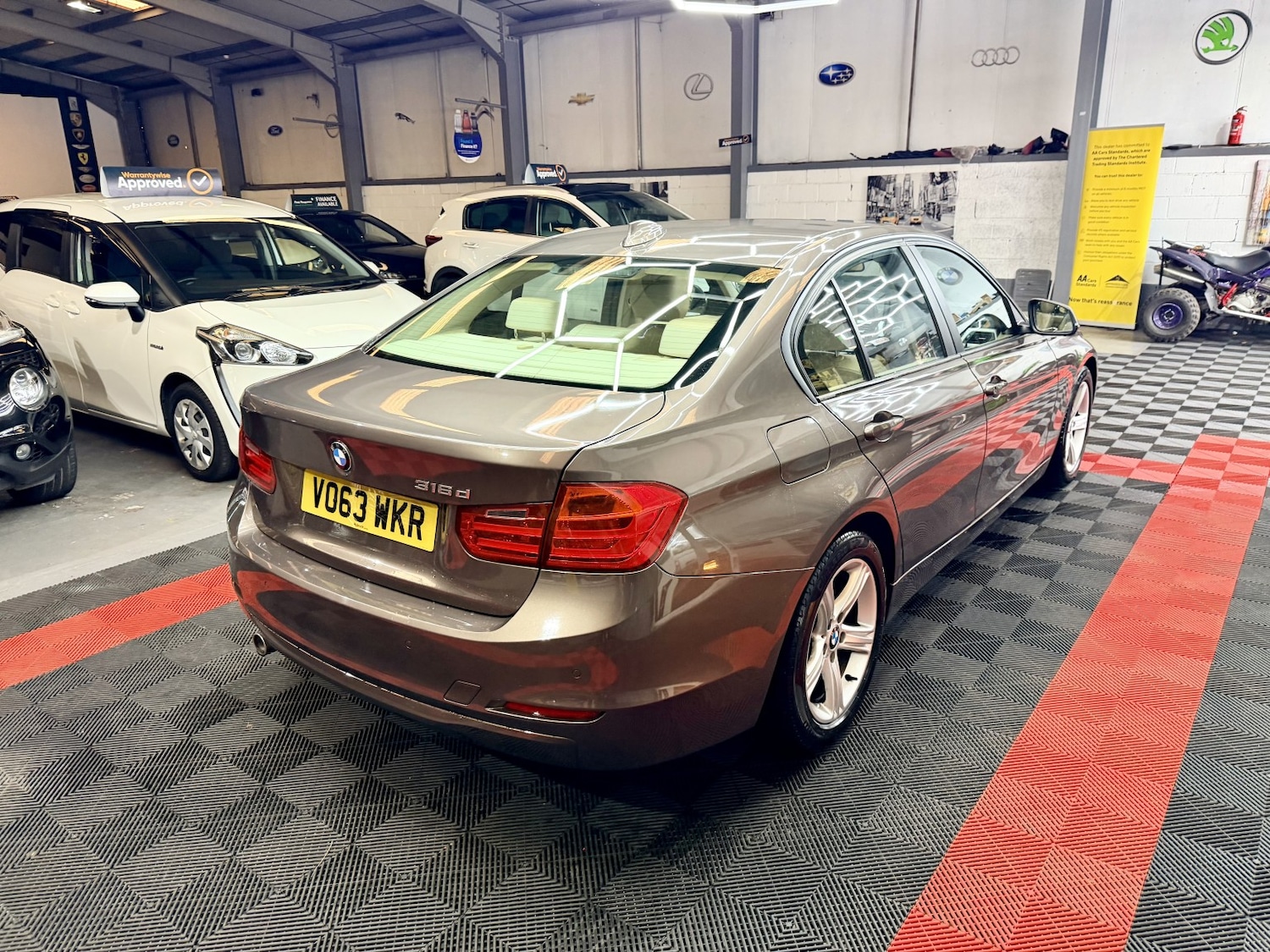 Used BMW 3 Series 2013 for sale - 77729604: Photo 23