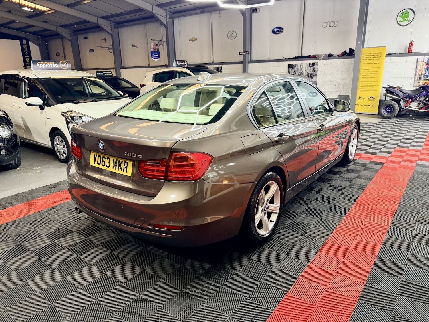 Used BMW 3 Series 2013 for sale - 77729604: Photo 24