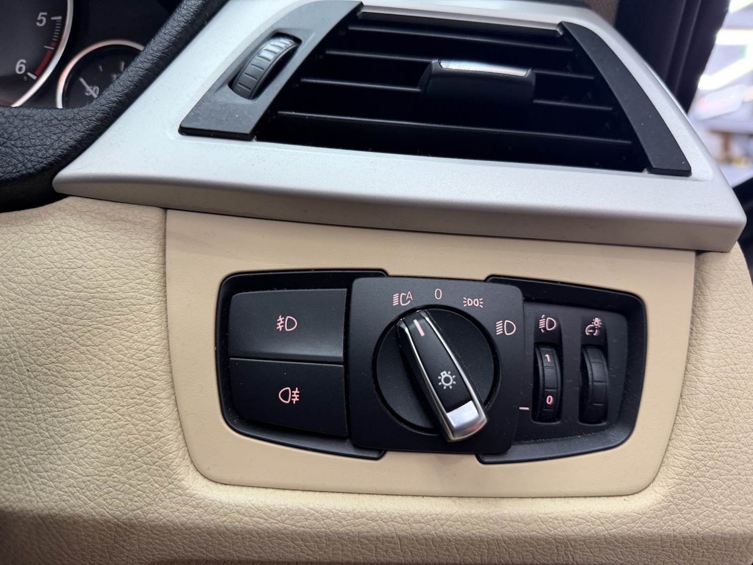 Used BMW 3 Series 2013 for sale - 77729604: Photo 35