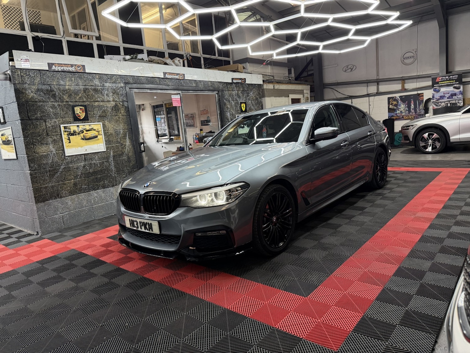 Used BMW 5 Series 2017 for sale - 77189405: Photo 12