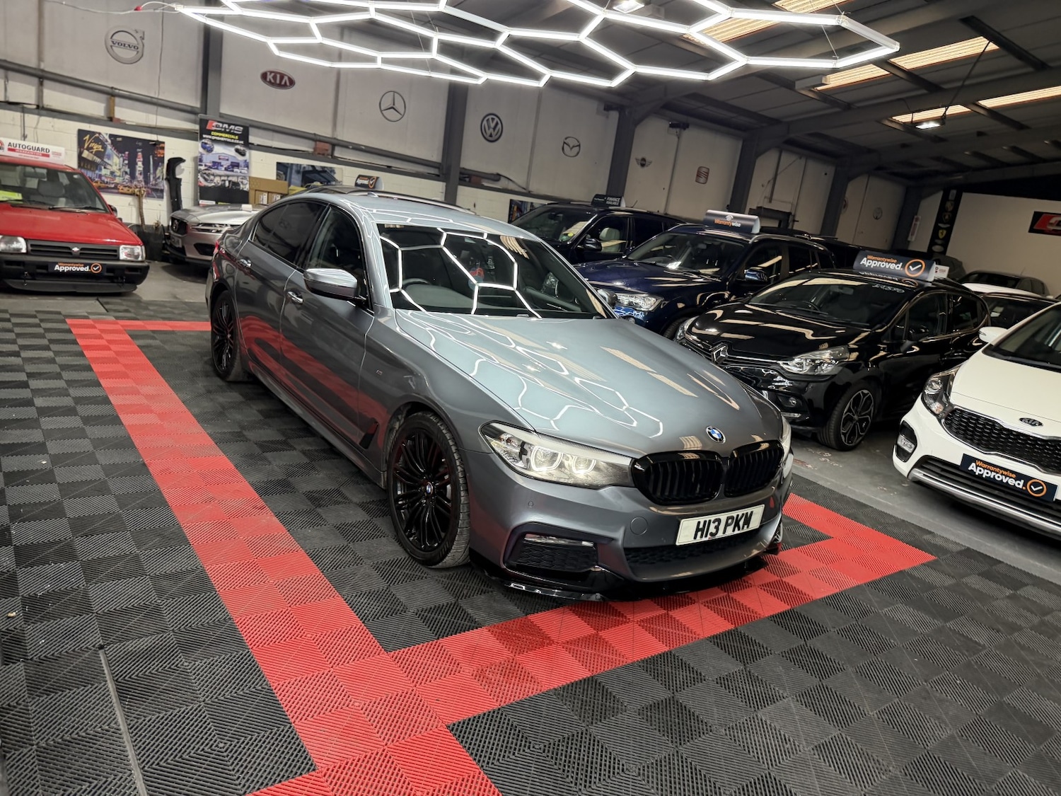 Used BMW 5 Series 2017 for sale - 77189405: Photo 6