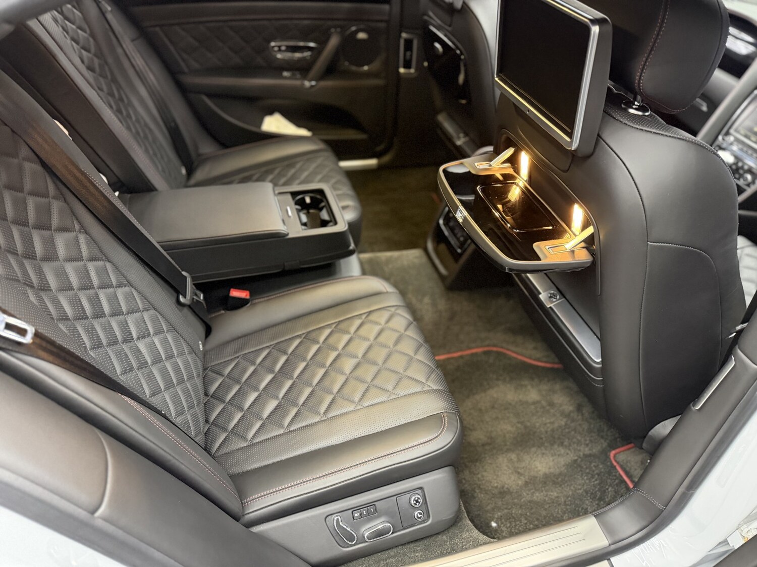 Used Bentley Flying Spur 2016 for sale - 76769343: Photo 26