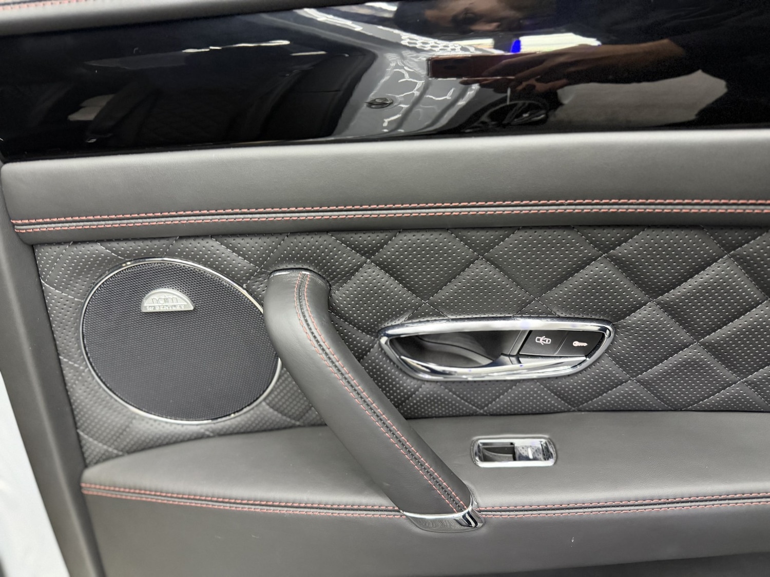 Used Bentley Flying Spur 2016 for sale - 76769343: Photo 33