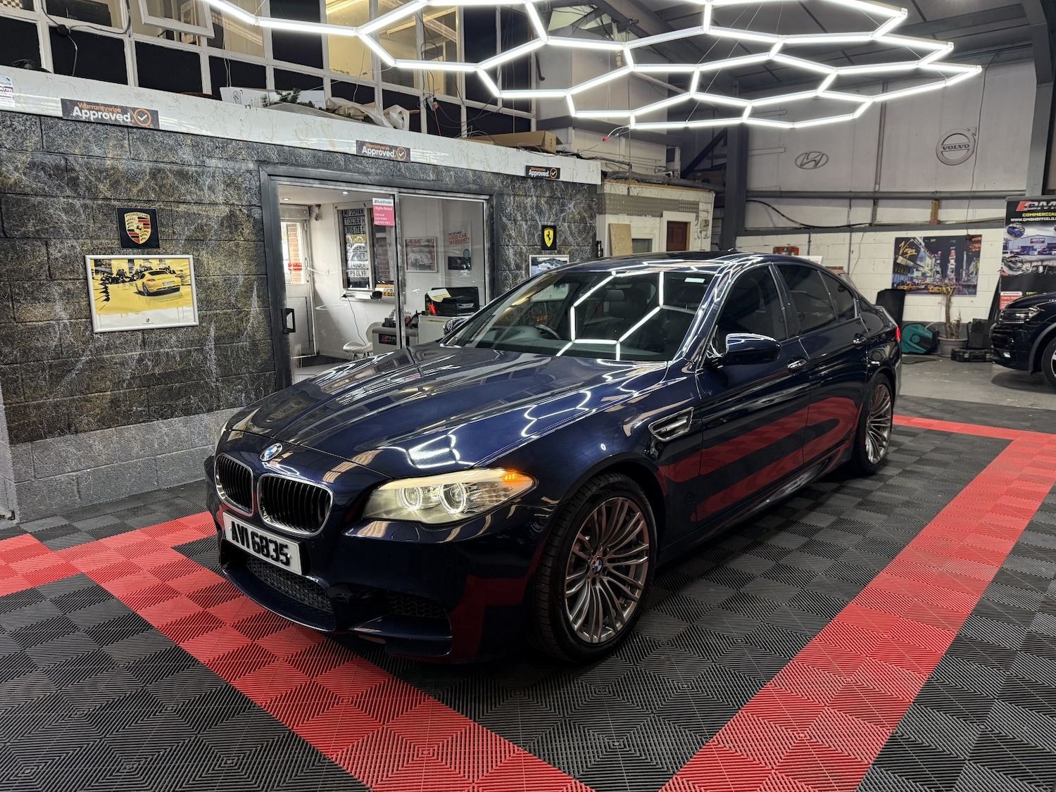 Used BMW M5 2011 for sale - 76444416: Photo 10