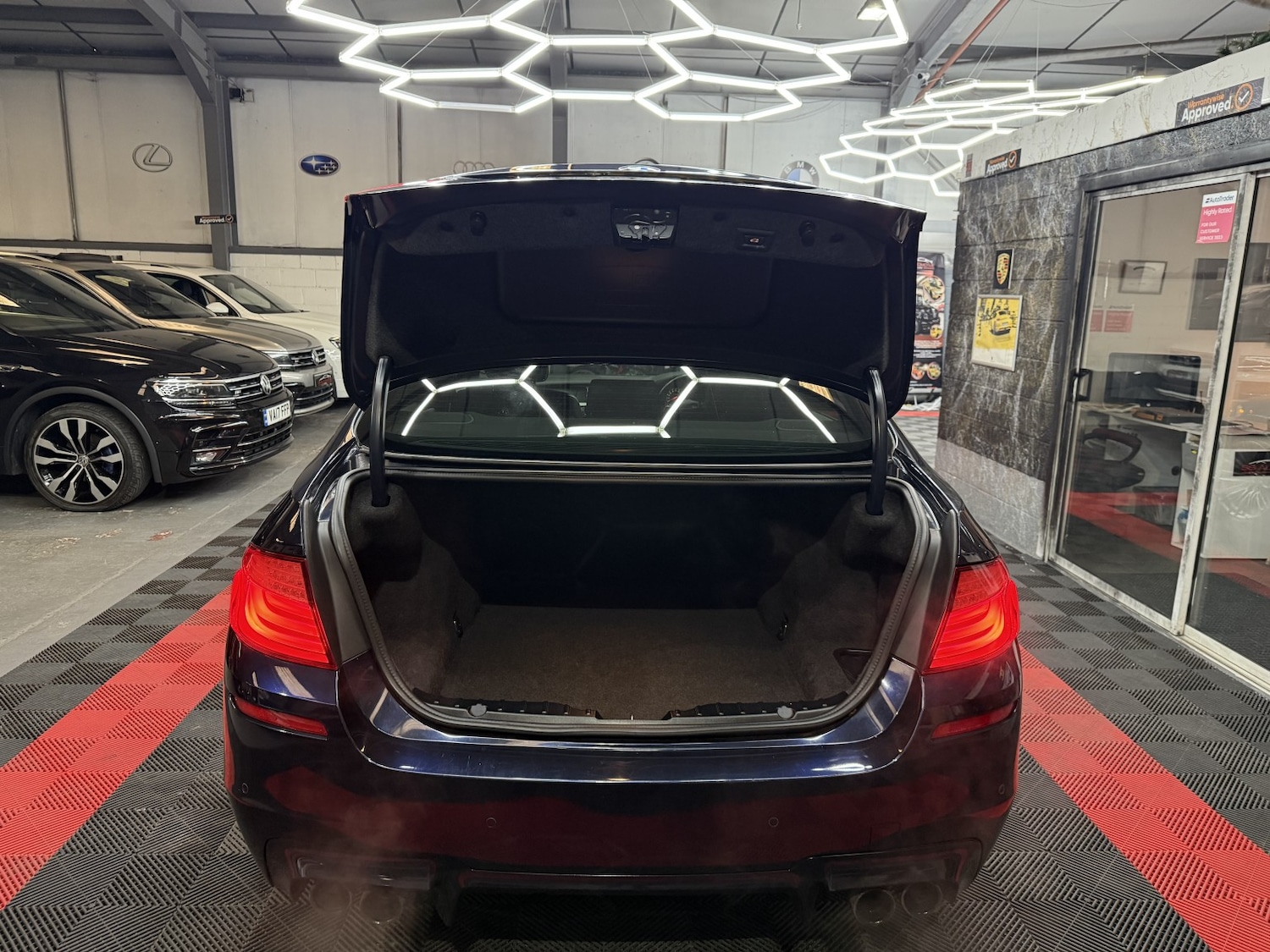 Used BMW M5 2011 for sale - 76444416: Photo 19