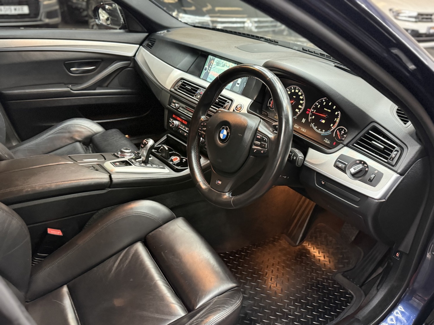 Used BMW M5 2011 for sale - 76444416: Photo 25