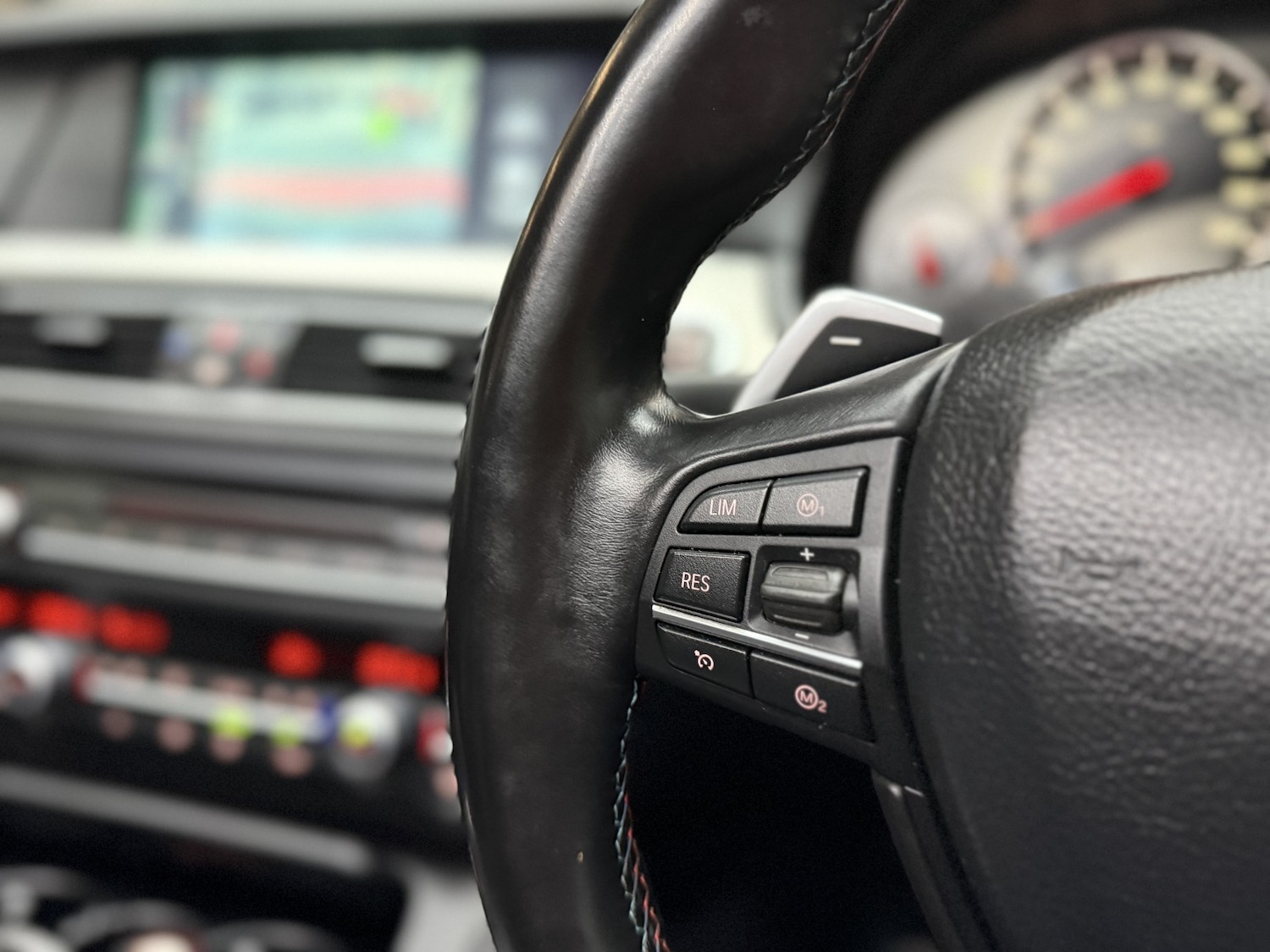 Used BMW M5 2011 for sale - 76444416: Photo 38