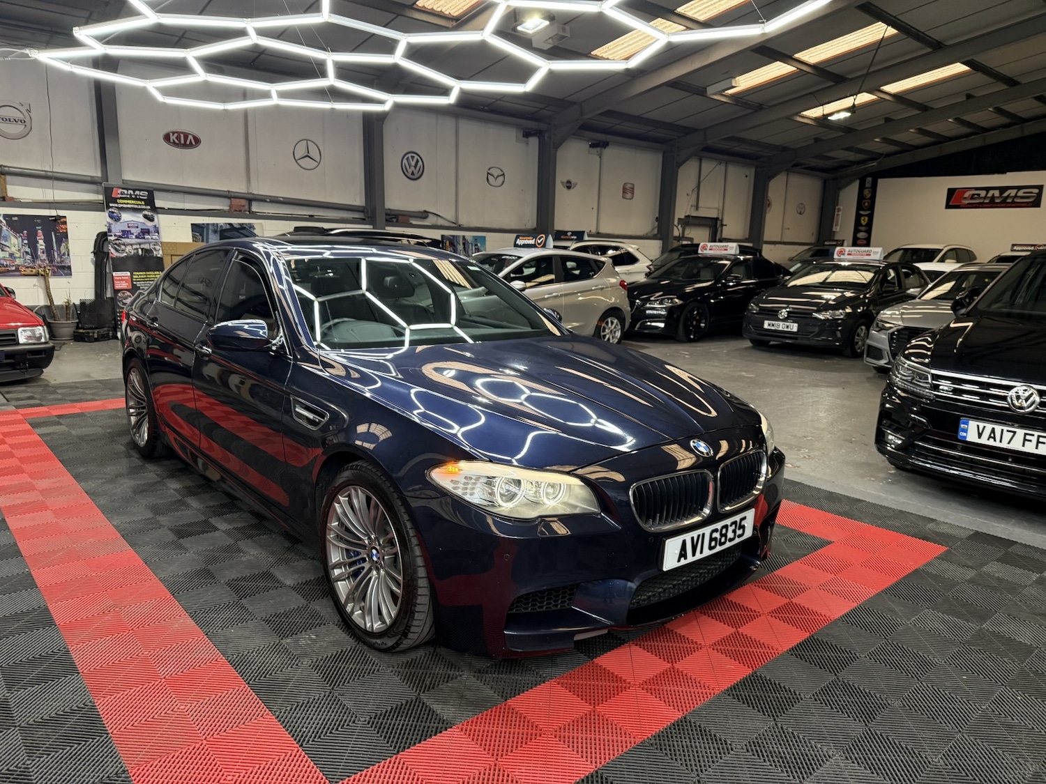 Used BMW M5 2011 for sale - 76444416: Photo 5