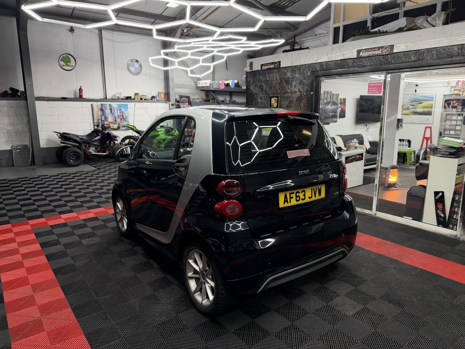 Used smart fortwo 2013 for sale - 77398366: Photo 10