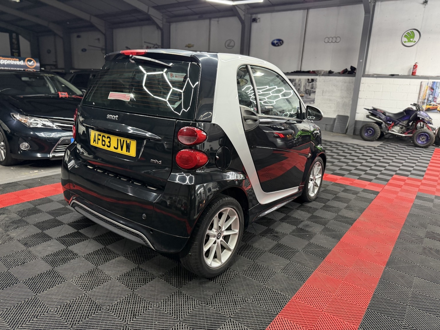 Used smart fortwo 2013 for sale - 77398366: Photo 15