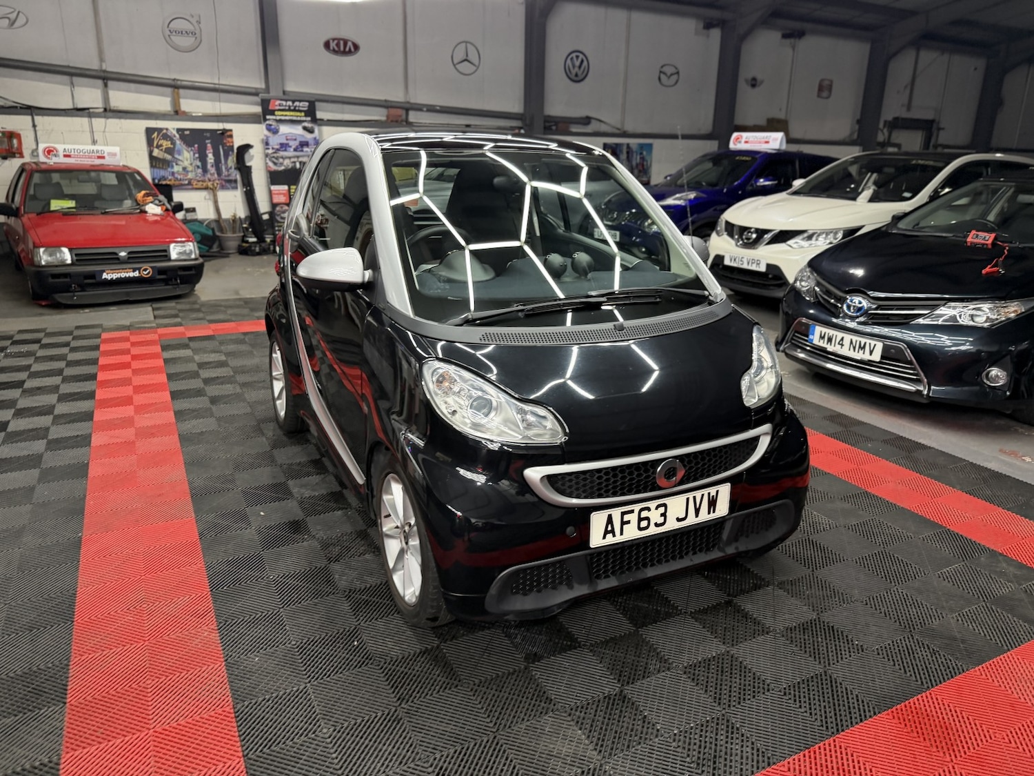 Used smart fortwo 2013 for sale - 77398366: Photo 2