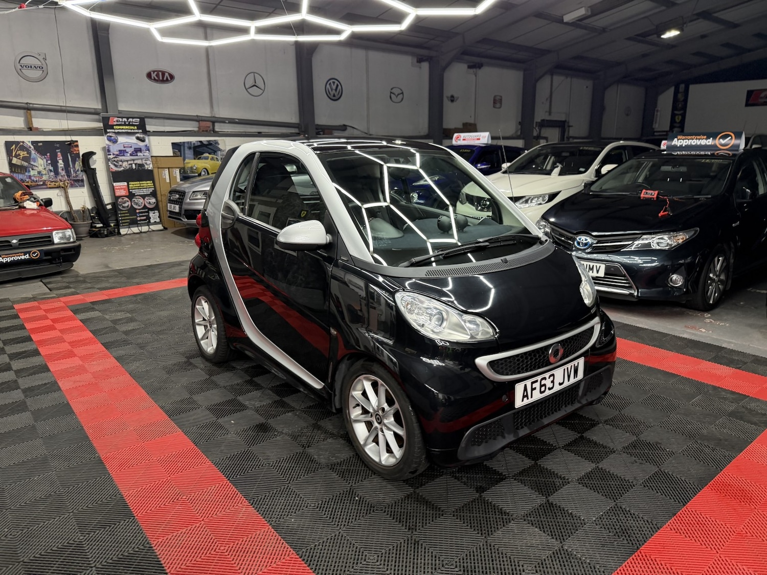 Used smart fortwo 2013 for sale - 77398366: Photo 4
