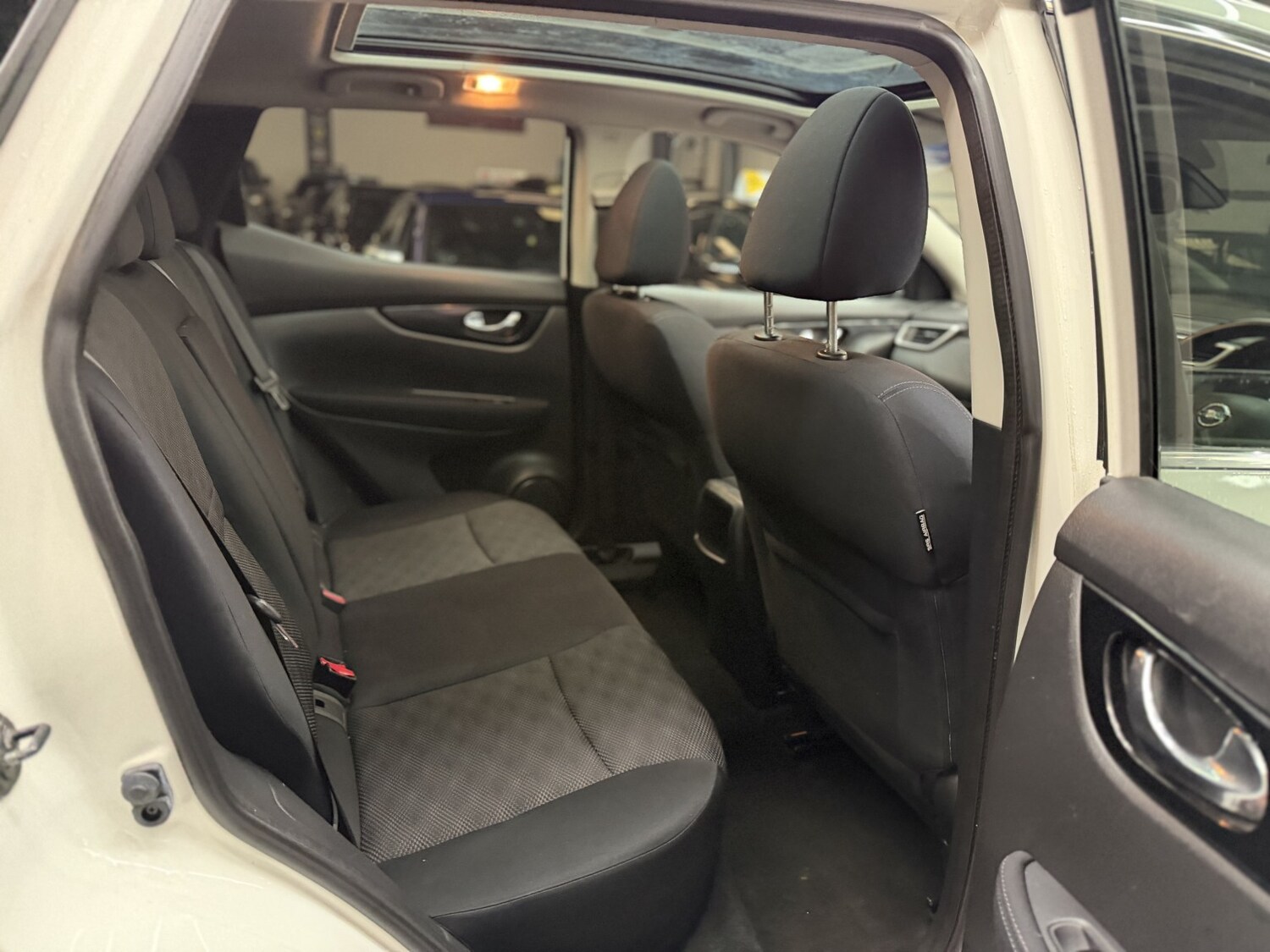 Used Nissan Qashqai 2015 for sale - 77189285: Photo 21