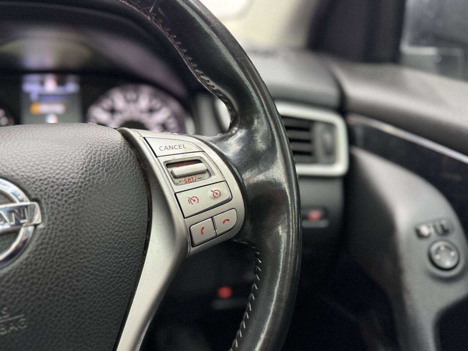 Used Nissan Qashqai 2015 for sale - 77189285: Photo 28