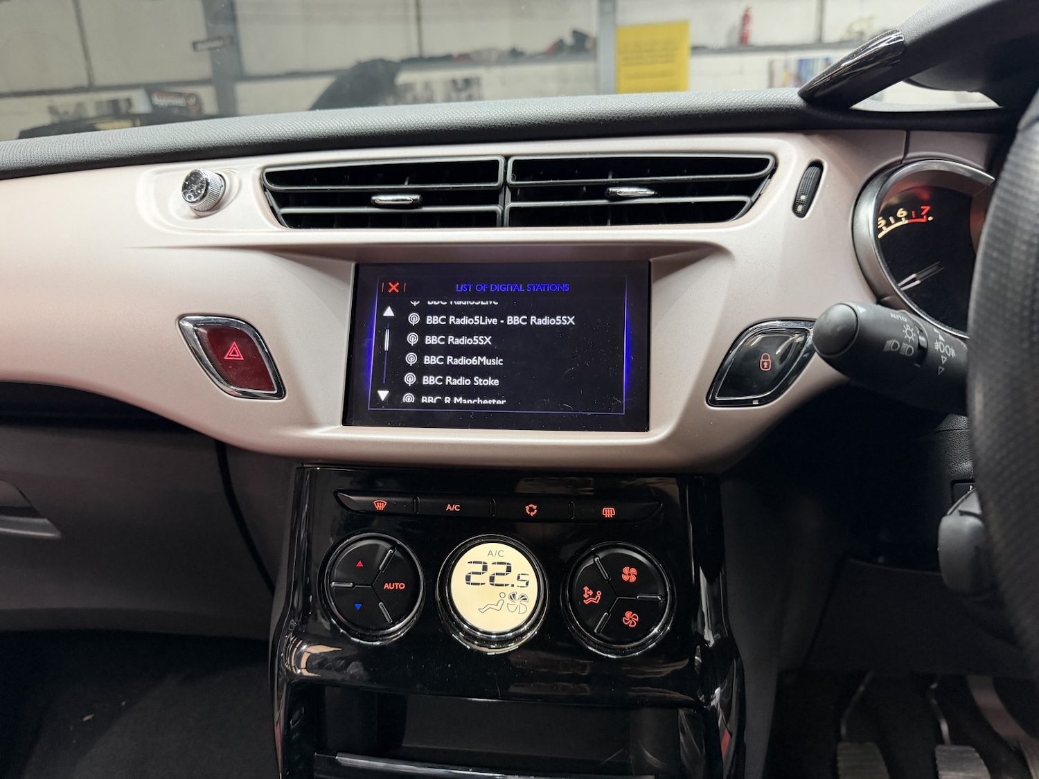 Used DS Automobiles DS 3 2016 for sale - 77781599: Photo 36