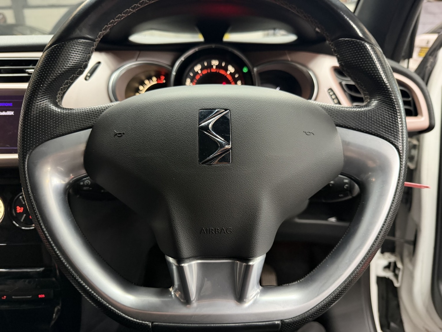 Used DS Automobiles DS 3 2016 for sale - 77781599: Photo 44