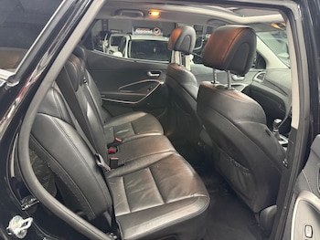 Used Hyundai Santa Fe 2016 for sale - 75951563: Photo