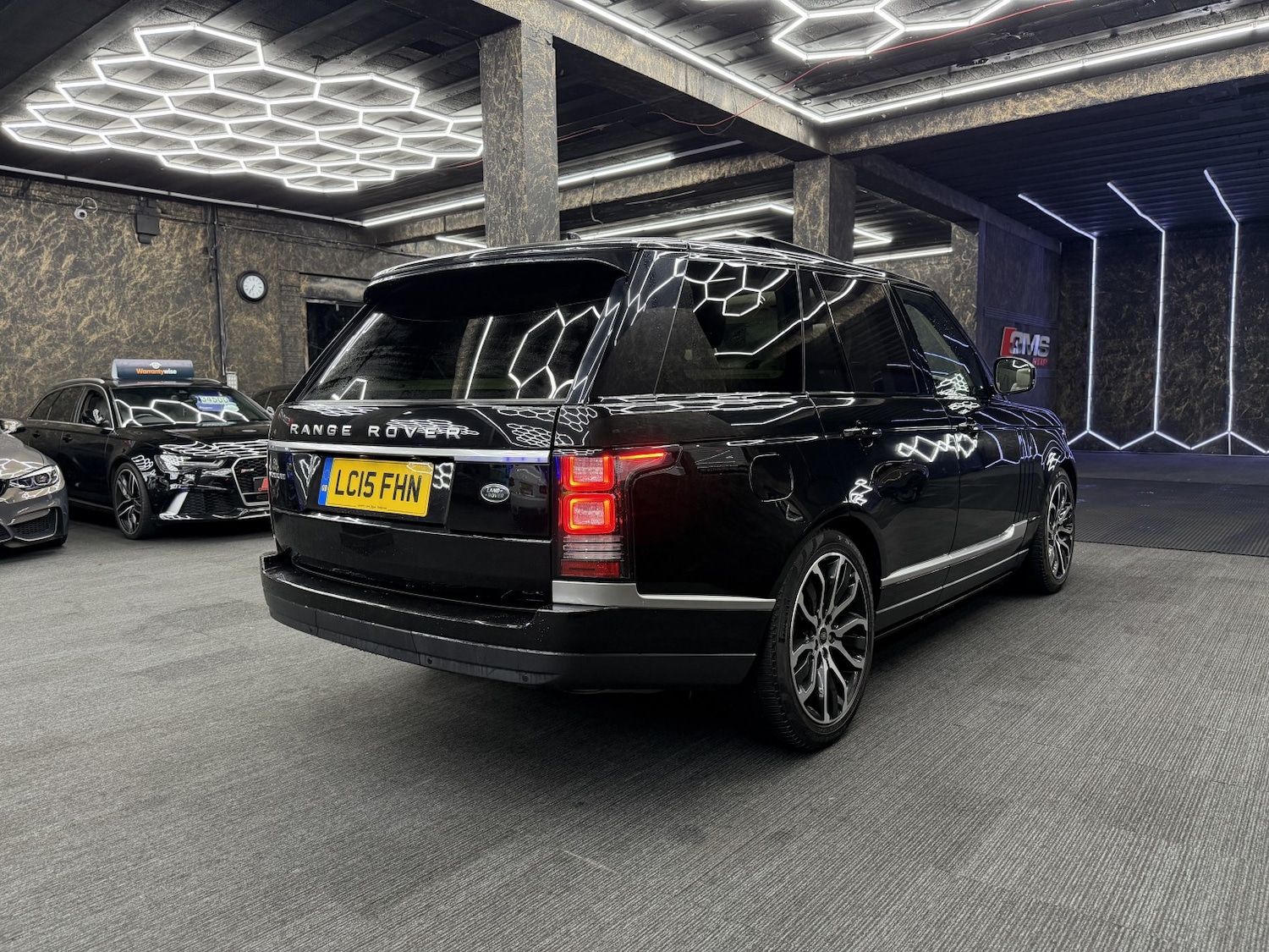 Used Land Rover Range Rover 2015 for sale - 77536032: Photo 32