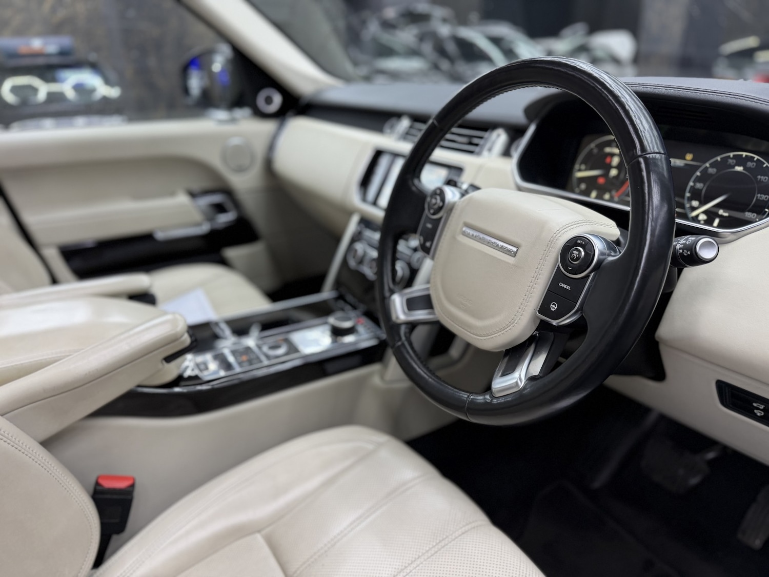 Used Land Rover Range Rover 2015 for sale - 77536032: Photo 45