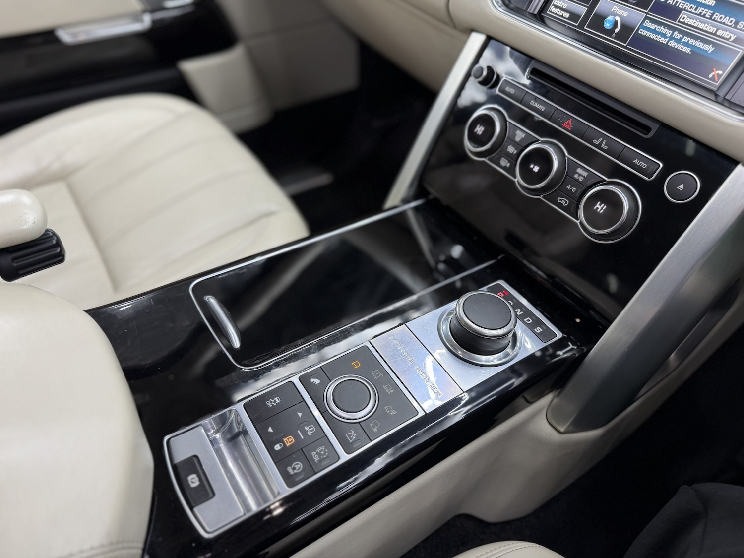 Used Land Rover Range Rover 2015 for sale - 77536032: Photo 57